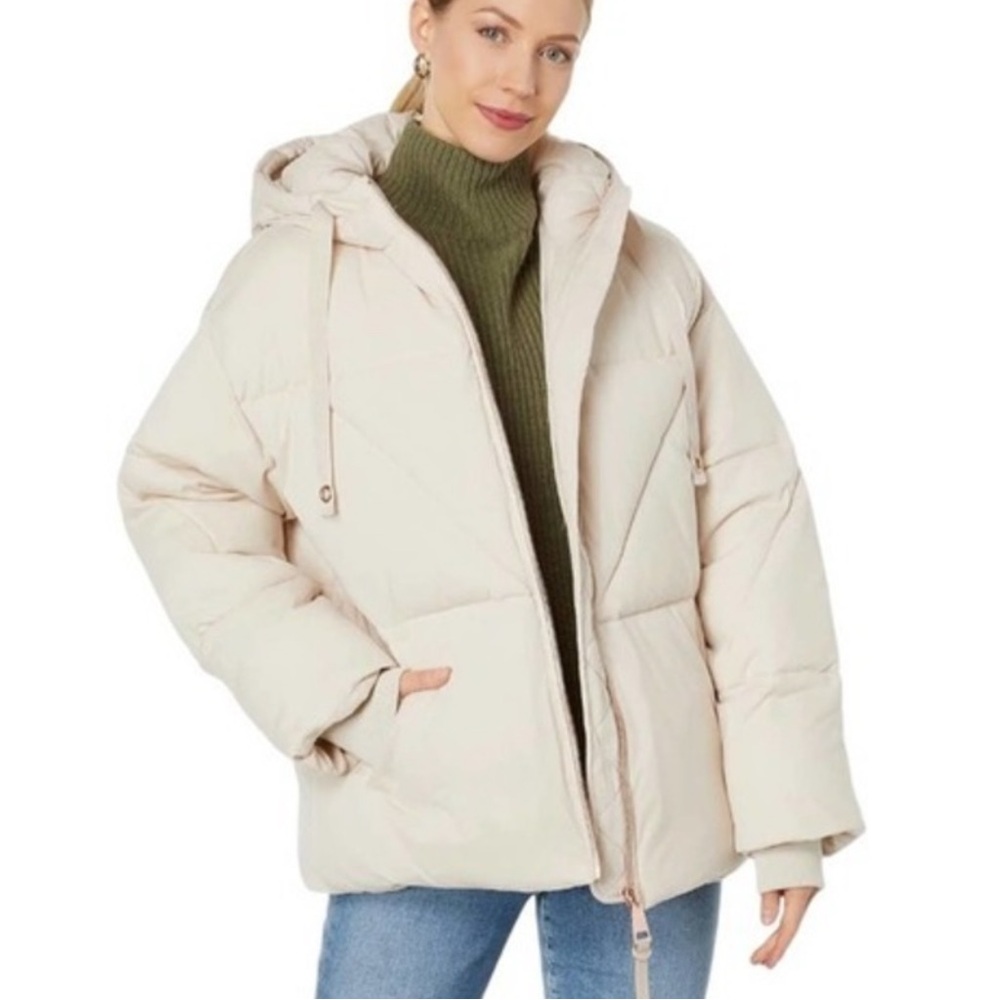 Avec Les Filles Rose Gold Hardware Short Puffer Buff Color NWT size Small NEW